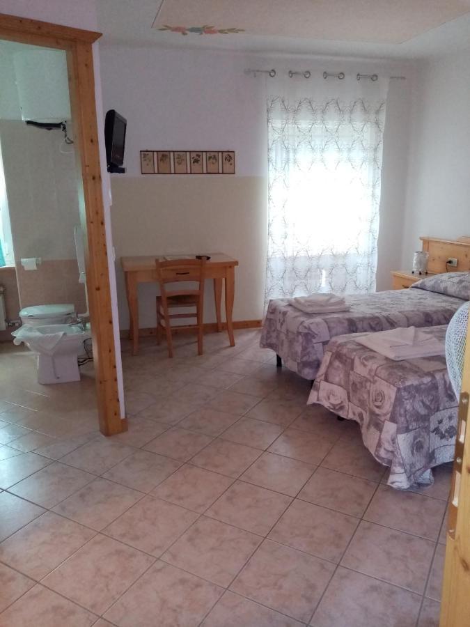 Agriturismo Ca' Castellani บาร์โดลิโน ภายนอก รูปภาพ
