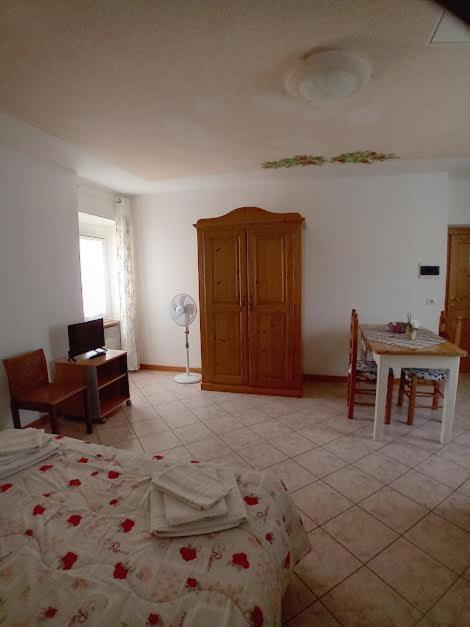 Agriturismo Ca' Castellani บาร์โดลิโน ภายนอก รูปภาพ