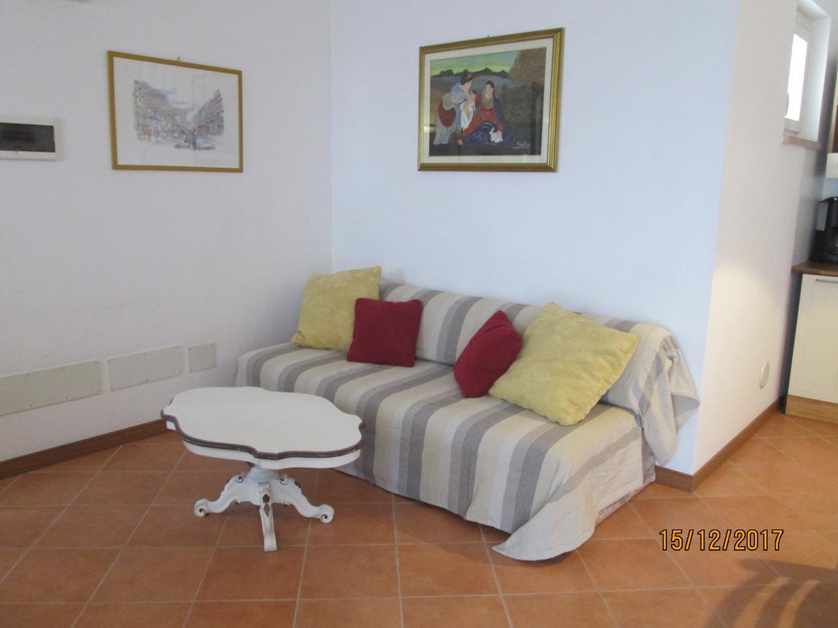 Agriturismo Ca' Castellani บาร์โดลิโน ภายนอก รูปภาพ