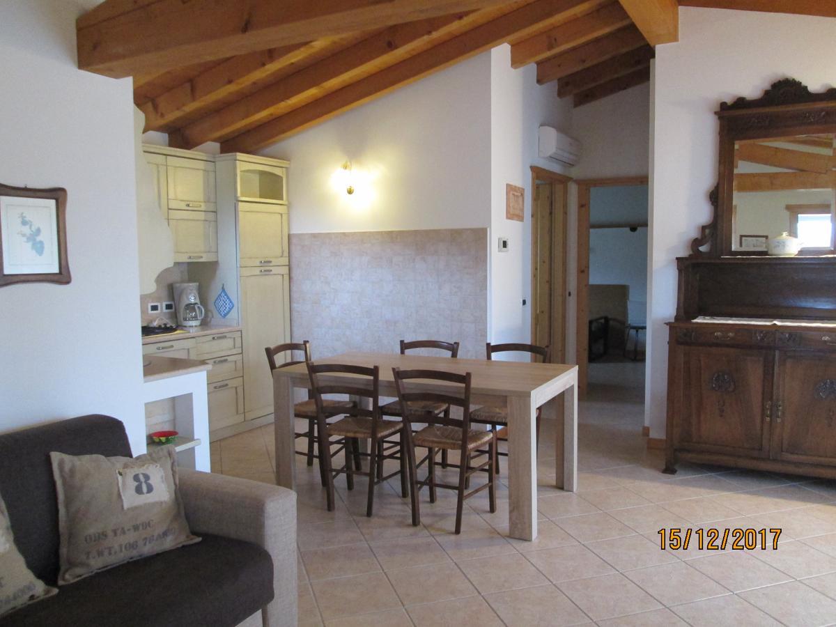Agriturismo Ca' Castellani บาร์โดลิโน ภายนอก รูปภาพ