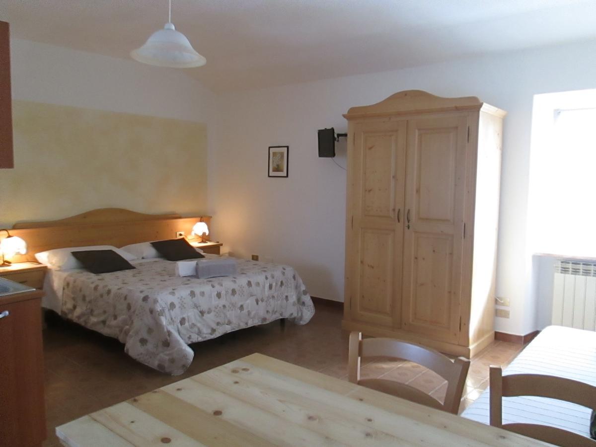 Agriturismo Ca' Castellani บาร์โดลิโน ภายนอก รูปภาพ